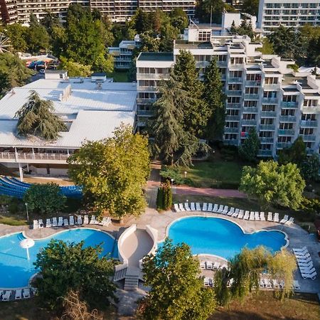 Hotel Sandy Beach Albena Exterior foto